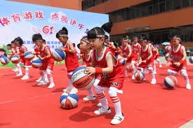 是时候见识一下【先天打工圣体】的实力了｜《七日世界》异常物玩法大披露！